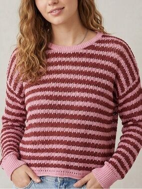 Vero Moda Striped Pink and Burgundy Open-Knit Sweater - Large